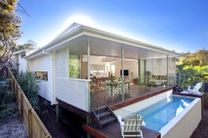 custom-contemporary-home-in Noosa Heads Australian architecture.jpg